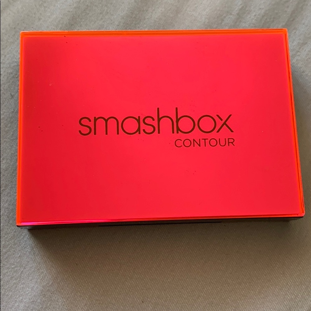 Smashbox contour